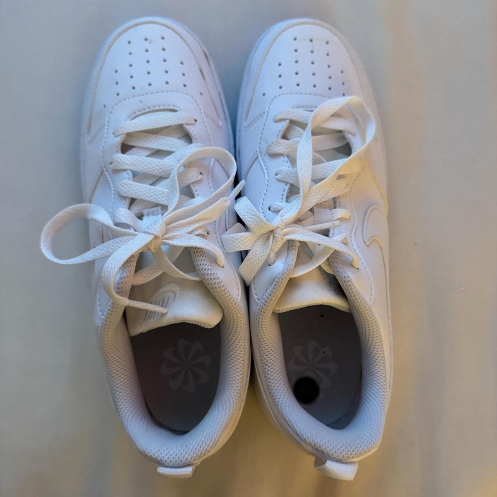 Nike White Women's Sneakers